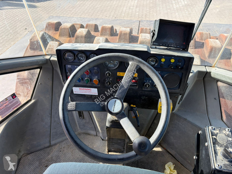 Jordstamper Dynapac