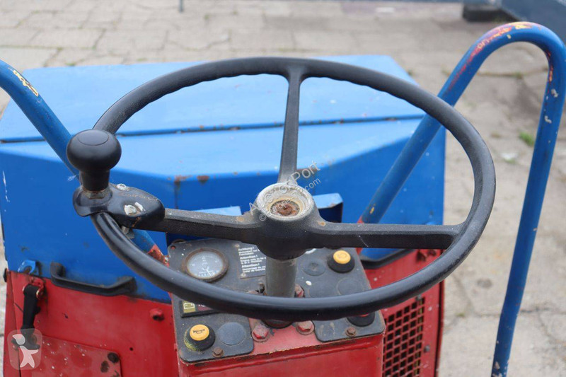 Compacteur Bomag 100AD