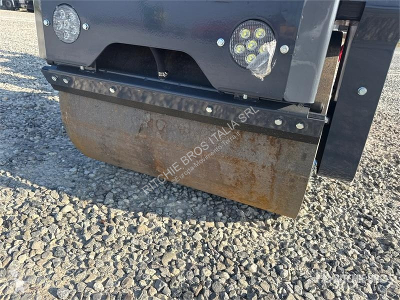 Дорожний коток  TP-JS800 Double Drum Roller