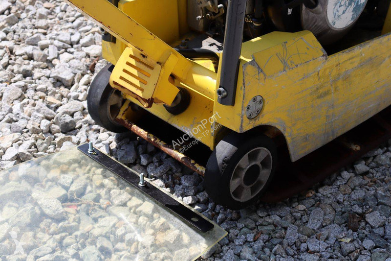 Walec Neuson Vibroplate DPU3050