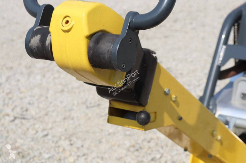 Walec Neuson DPU5545