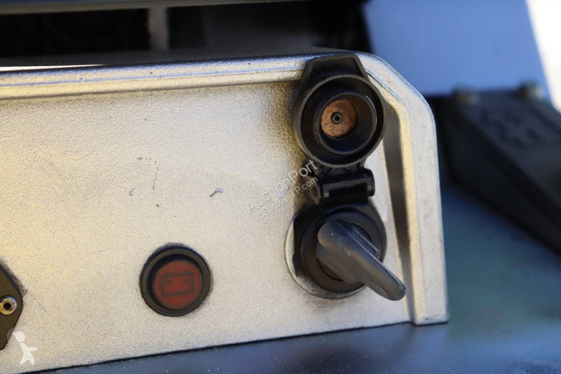 Walec Neuson DPU6555