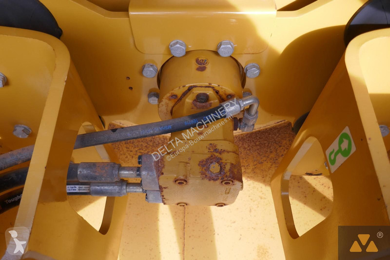 Compacteur Caterpillar