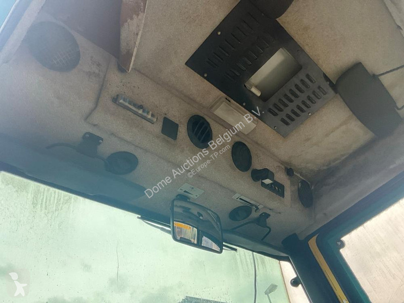 Валяк Bomag