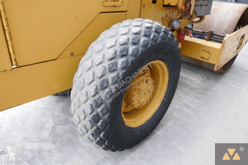 Compactador Caterpillar CS433C