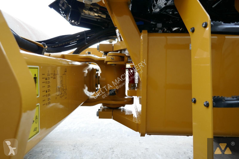 Compactador Caterpillar CS10GC