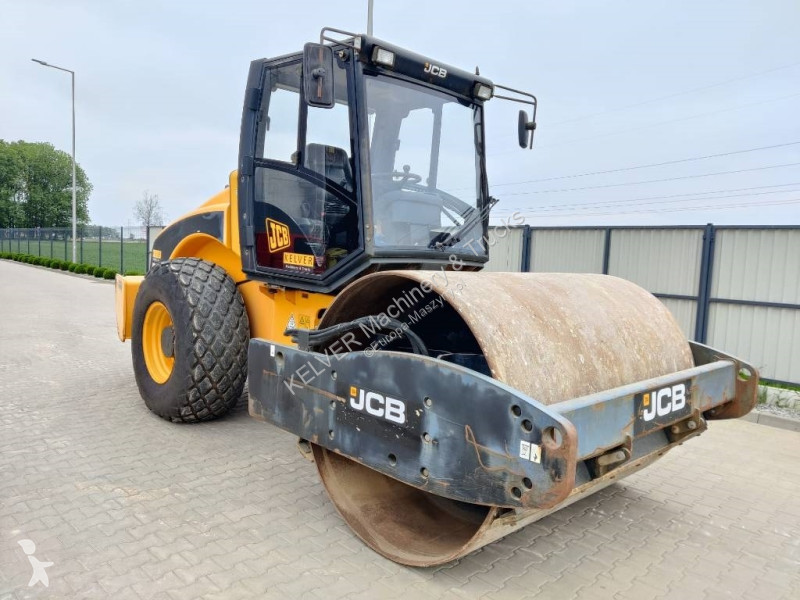 Jordstamper JCB VM 132  roller