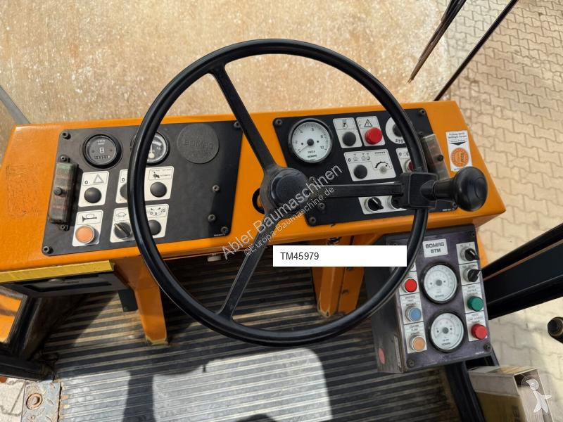Wals Bomag 213D-2