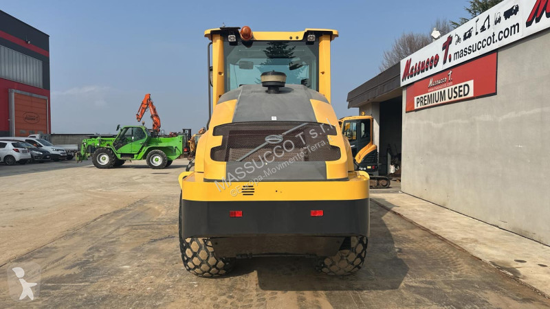 Compactador Volvo SD160B