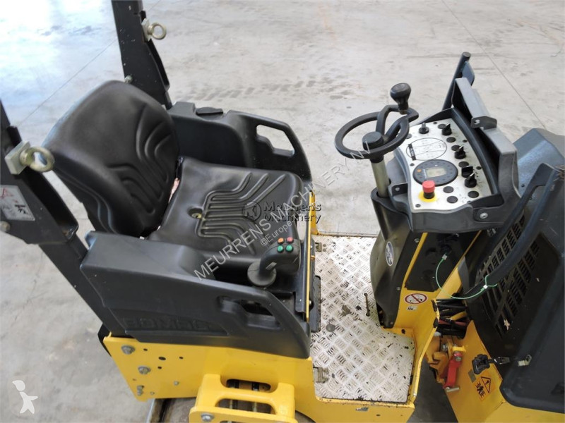 مدحلة Bomag