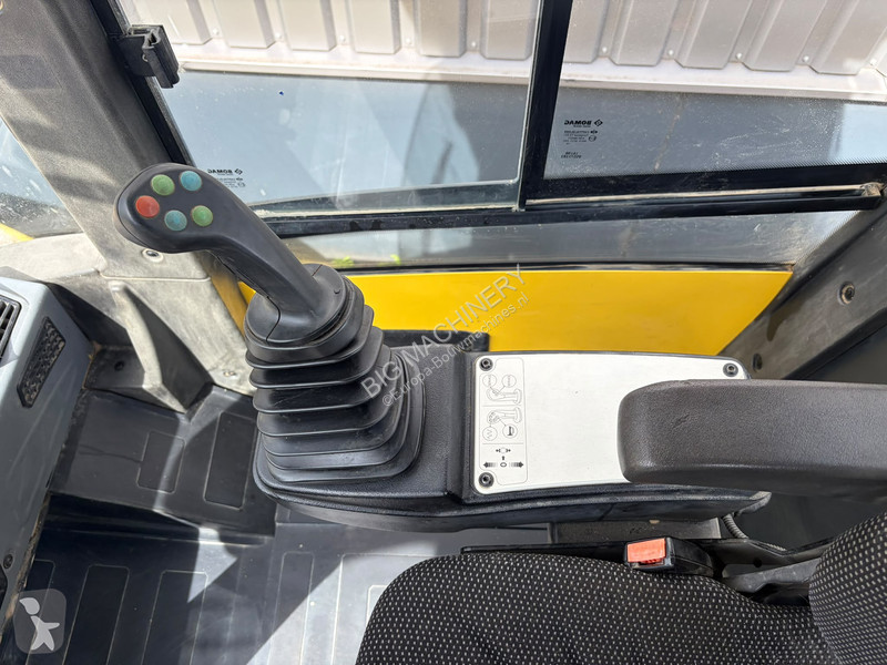 Zhutňovač Bomag BW219DH5