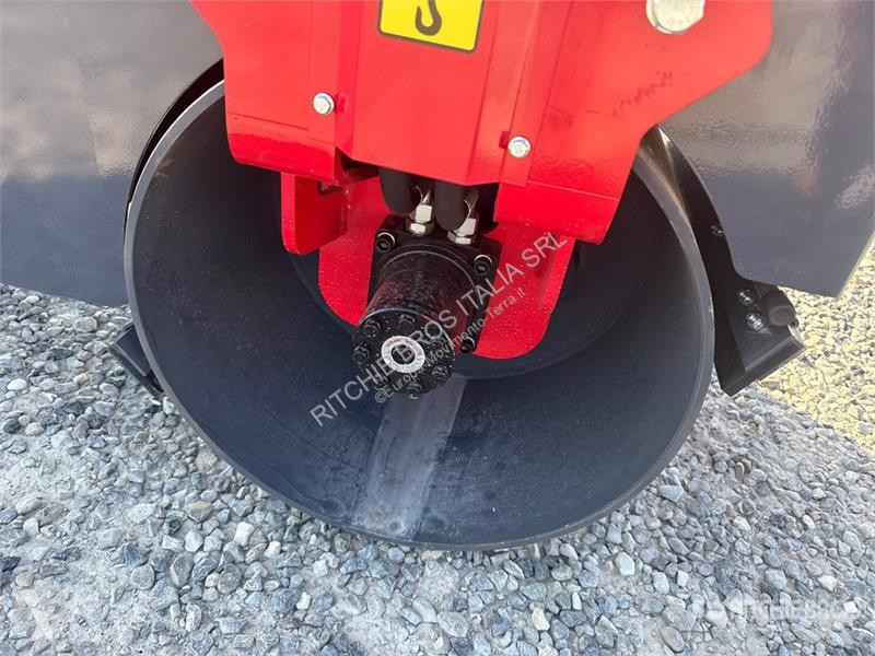 Дорожний коток  TP-JS800 Double Drum Roller