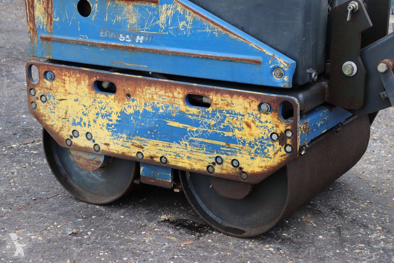 مدحلة Bomag BW 65H