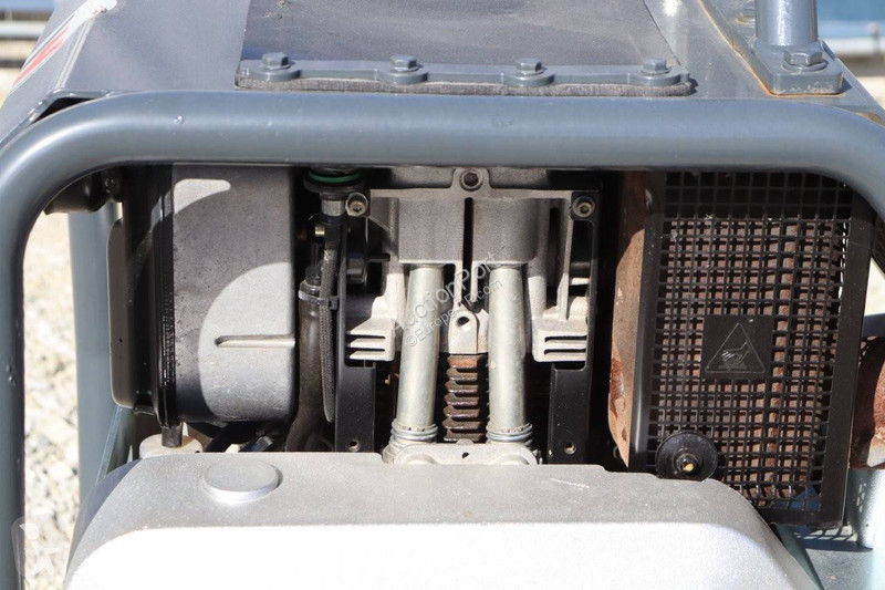 Walec Neuson DPU 6555