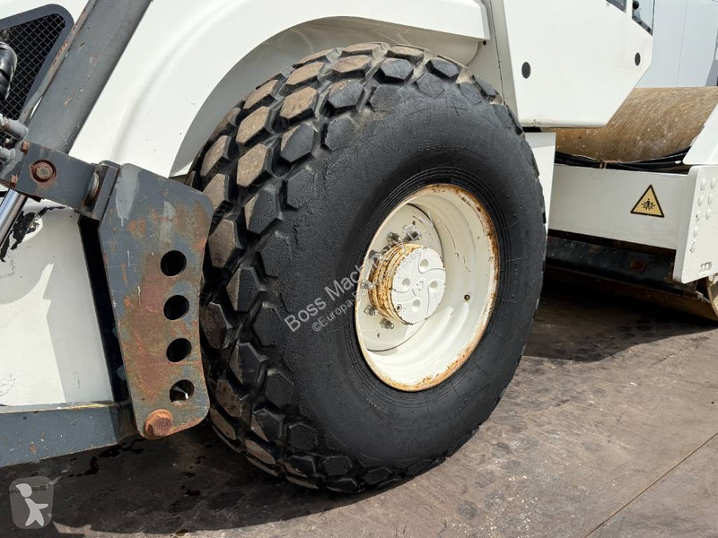 Compactador Bomag BW213DH-4 - Extra Vibrating...