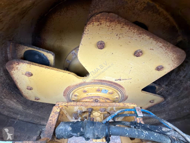Zhutňovač Caterpillar CS76 XT