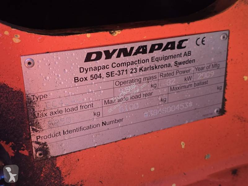 Zhutňovač Dynapac CC424C