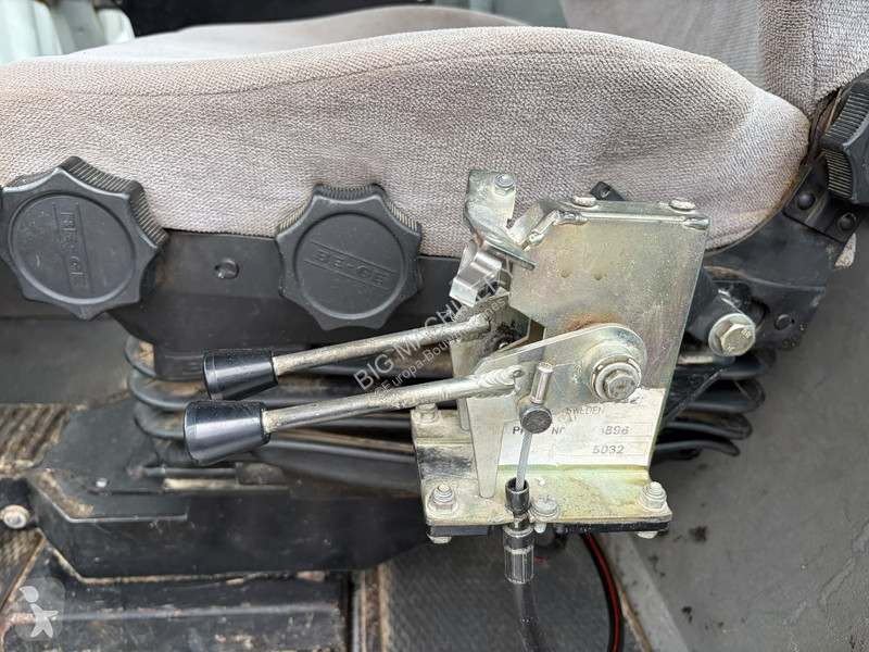 Compactador Dynapac C HF