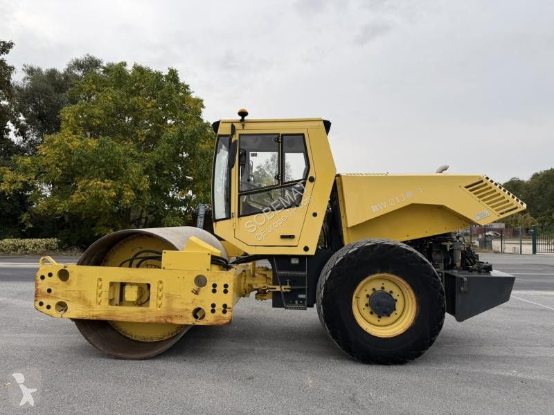 Zhutňovač Bomag BW213 D3