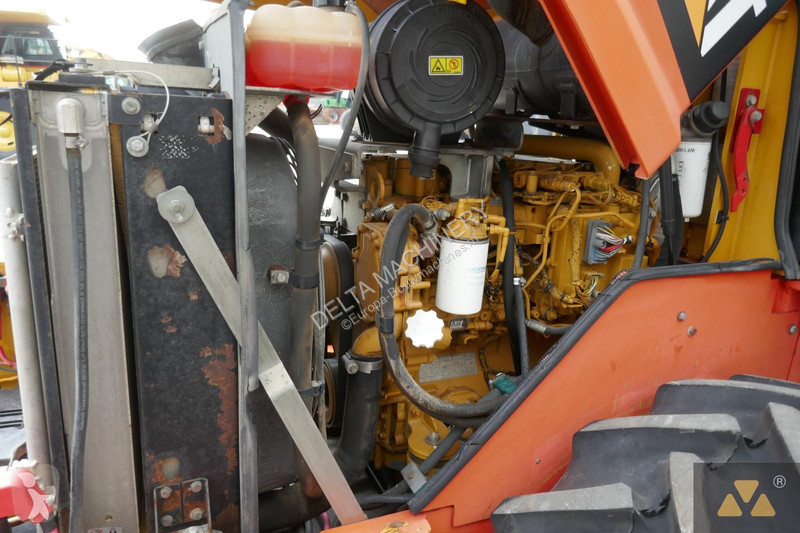 Compacteur Caterpillar