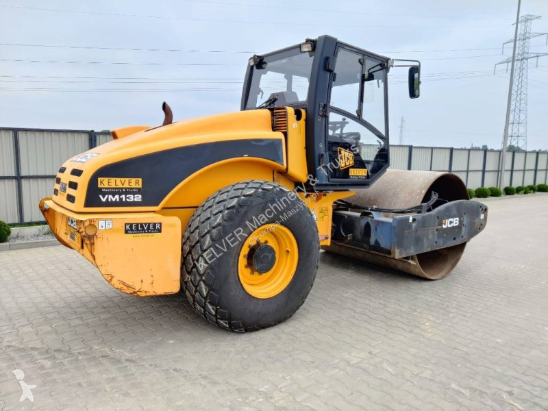 Jordstamper JCB VM 132  roller