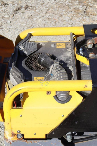 Compactador Atlas Copco LH700