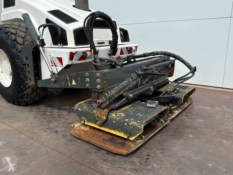 Compactador Bomag BW213DH-4 - Extra Vibrating...
