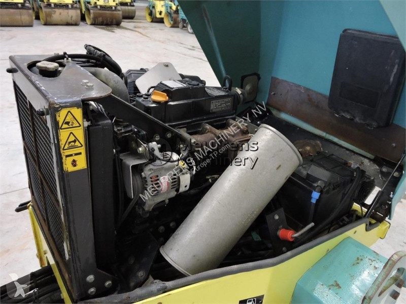 مدحلة Ammann ARX26