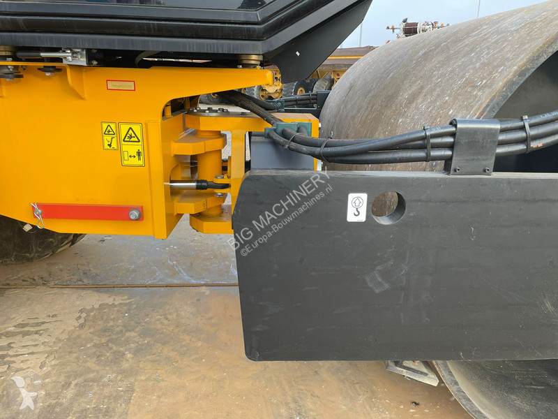 Jordstamper JCB VM166D (15.5t)