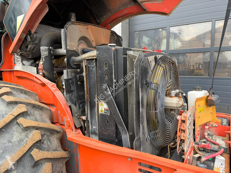 Zhutňovač Caterpillar CP74 15.5t (CS74/CS76/CP76)