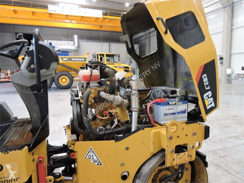 مدحلة Caterpillar CB2.7