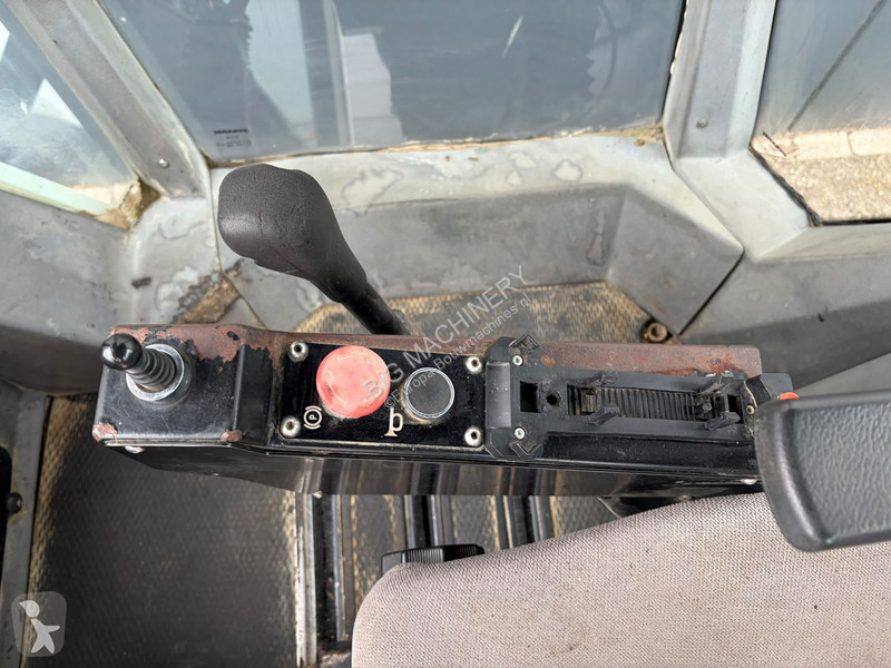 Compactador Dynapac C HF