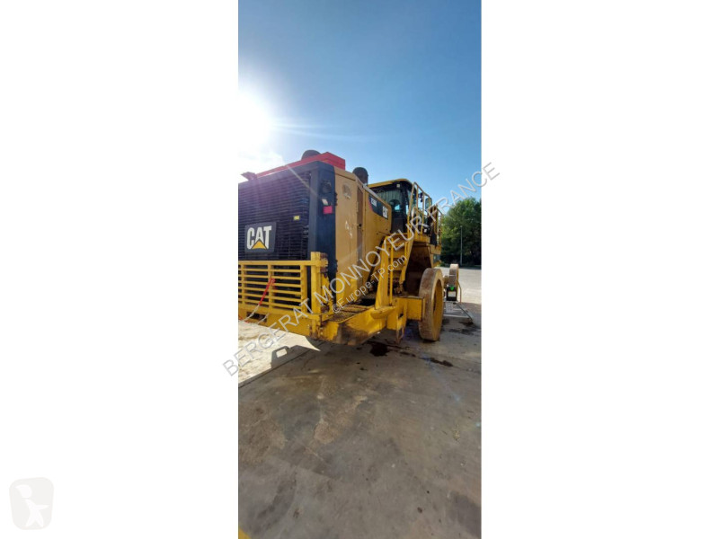 Zhutňovač Caterpillar 836K