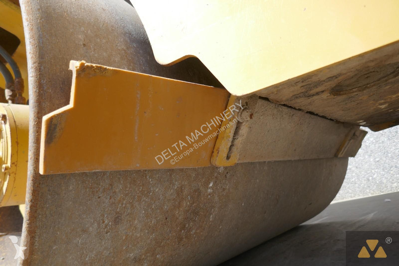 مدحلة Caterpillar CB2.7