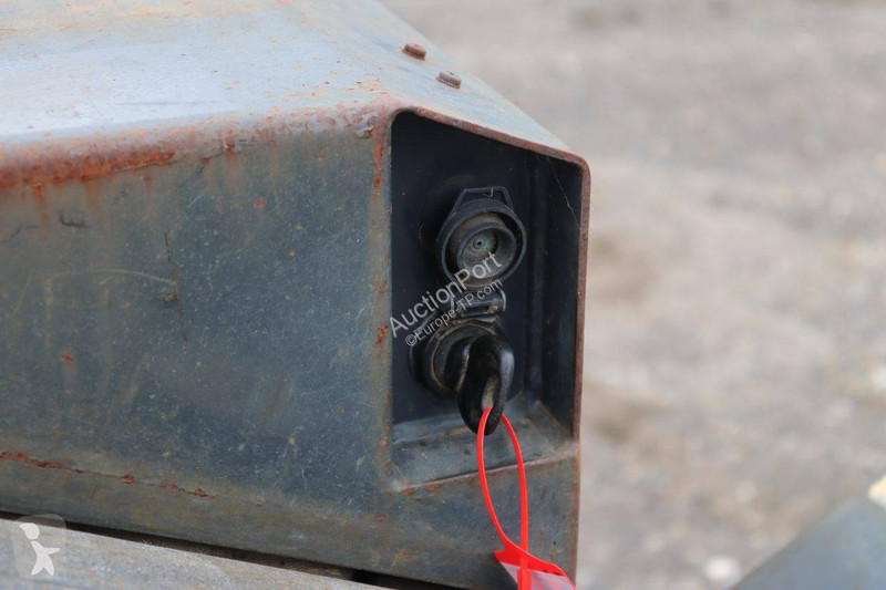 مدحلة Bomag BW 65H