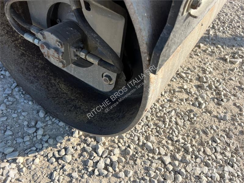 Compactador Bomag