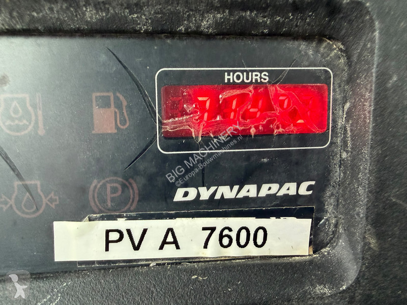 Compactador Dynapac C HF