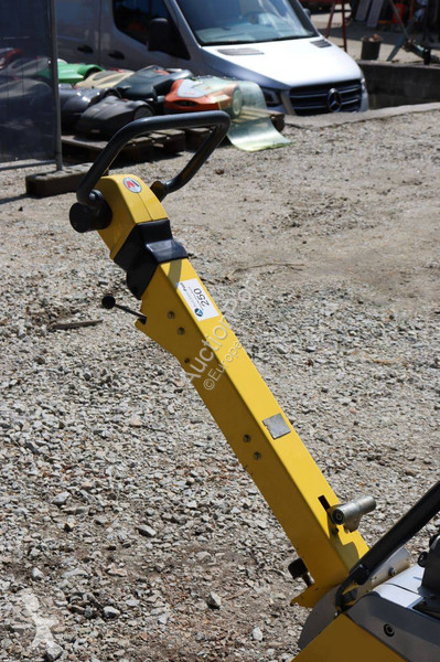 Compacteur Neuson DPU5545