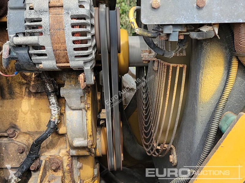 Compactador Caterpillar CS553E