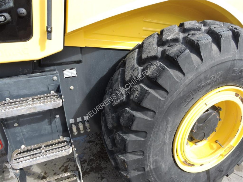 Дорожный каток Bomag BW226