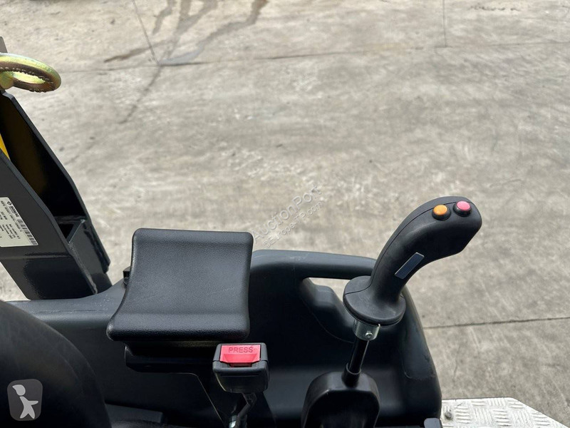 Compacteur Bomag BW 120 Ade-5