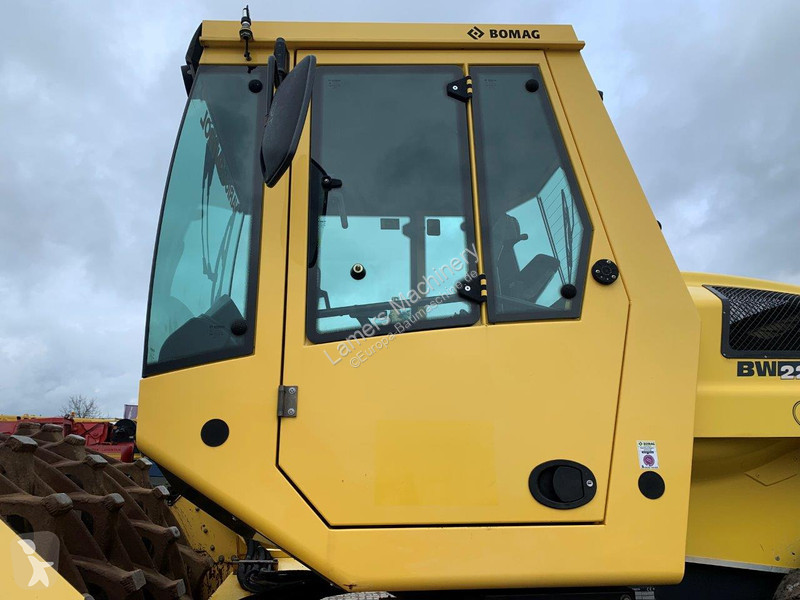 Compactador Bomag DH-4I NVT