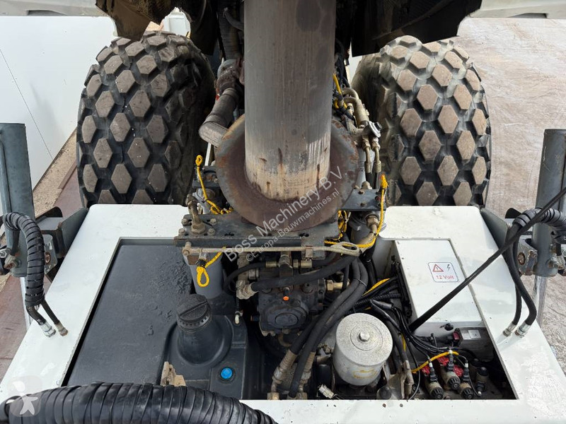 Compactador Bomag BW213DH-4 - Extra Vibrating...