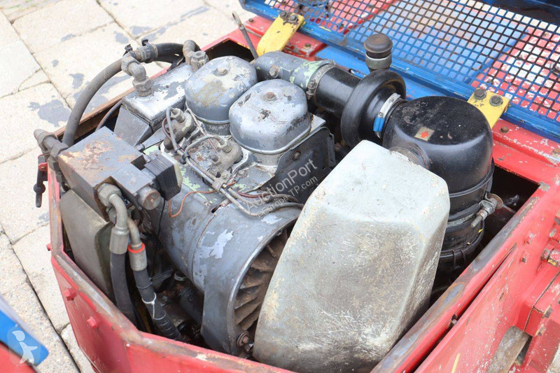 Compacteur Bomag 100AD