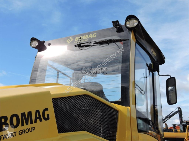 Дорожный каток Bomag BW226