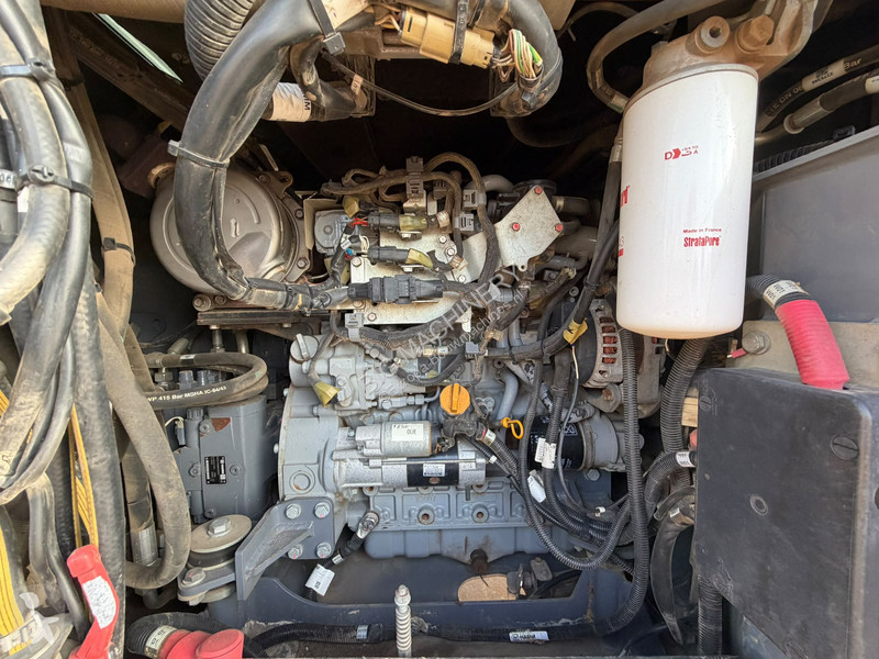 Vibrohenger Hamm DV70i + Bomag splitter