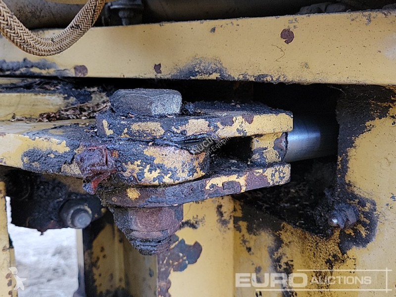 Compactor Caterpillar
