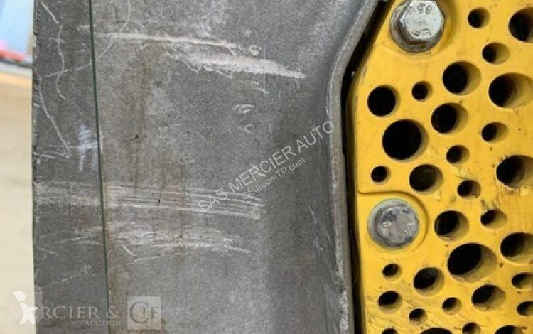 Compactor Bomag pilonneuse essence