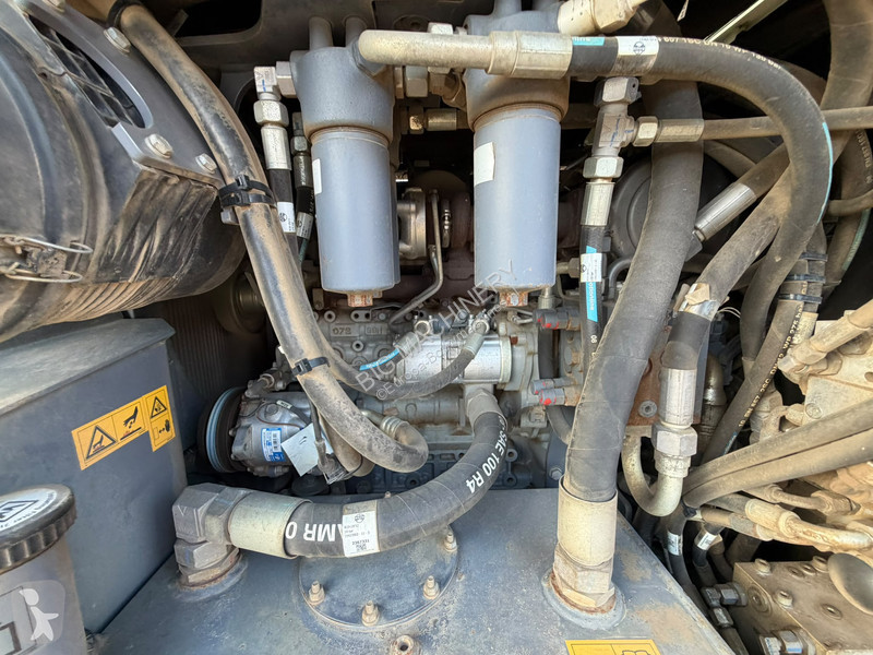 Vibrohenger Hamm DV70i + Bomag splitter