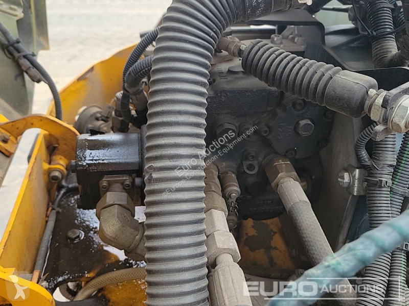 مدحلة JCB CT260-120
